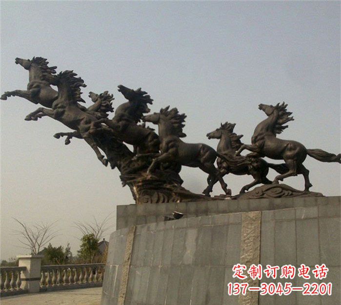 上海八匹奔马铜雕