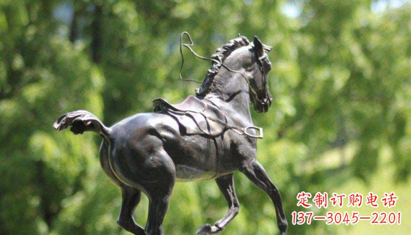 上海奔跑的马公园动物铜雕