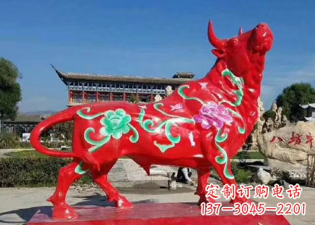 上海玻璃钢红牛雕塑