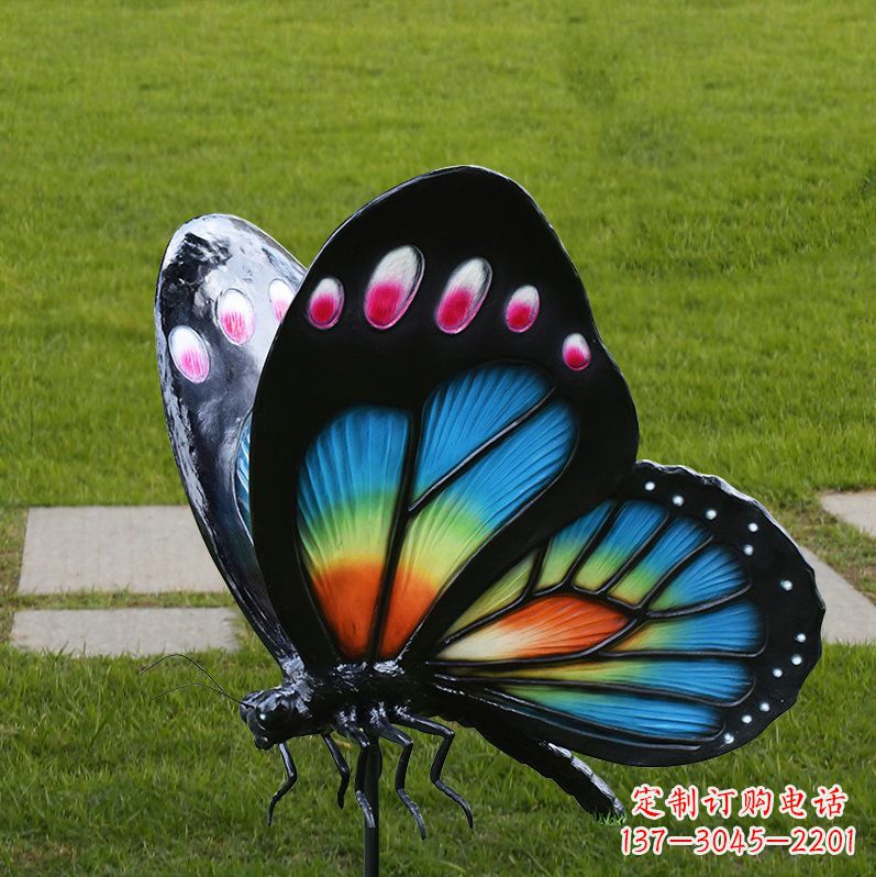 上海玻璃钢制作的蝴蝶雕塑