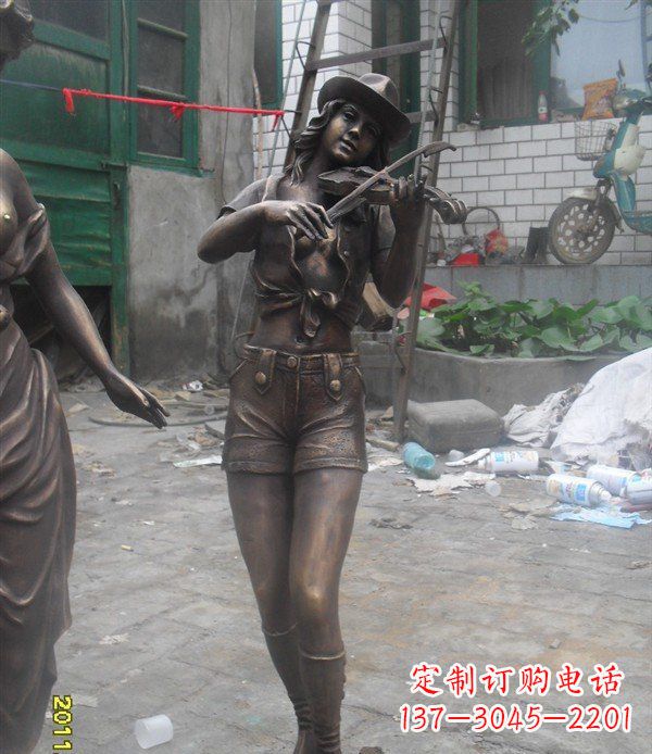 上海美丽的玻璃钢女性雕塑