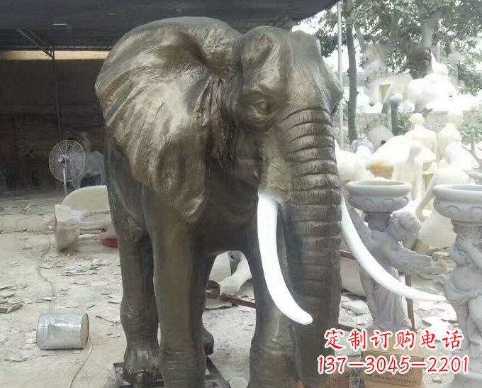 上海玻璃钢大象雕塑——一座非凡的雕塑