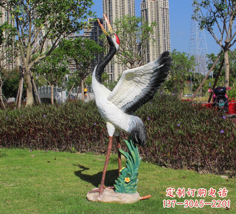 上海仙鹤雕塑玻璃钢的艺术之美