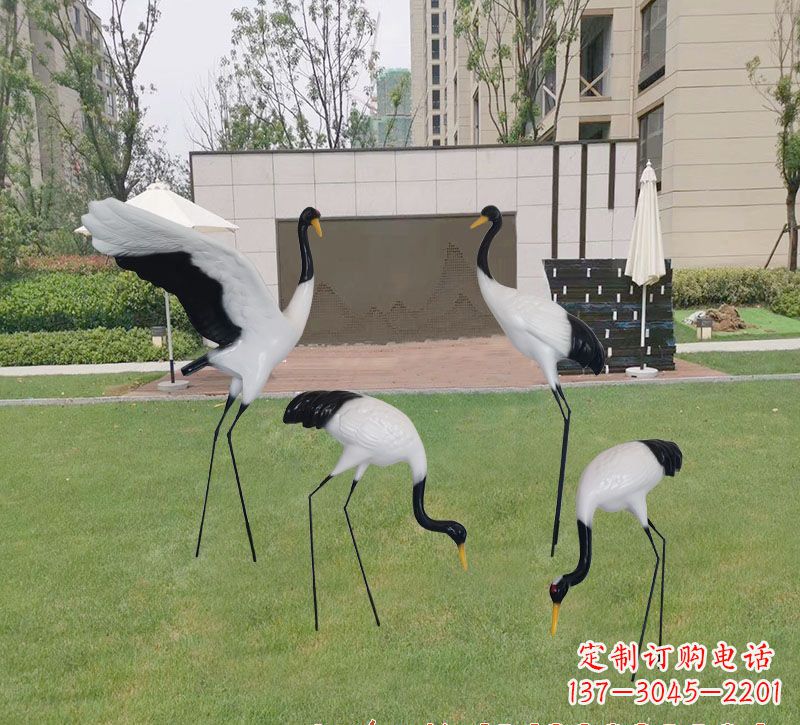 上海精美玻璃钢仙鹤雕塑