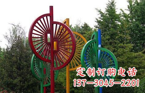 上海不锈钢风车雕塑——动态美的艺术结晶