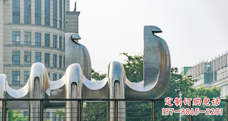 上海不锈钢骆驼给街边带来美丽