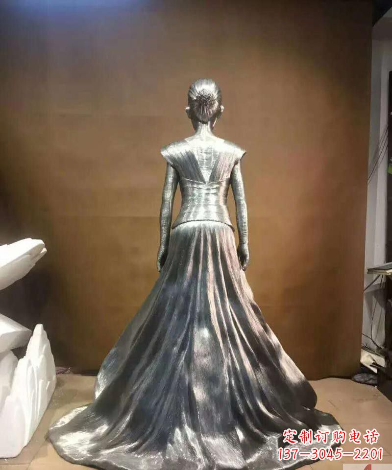 上海女性之美不锈钢抽象女人身影雕塑