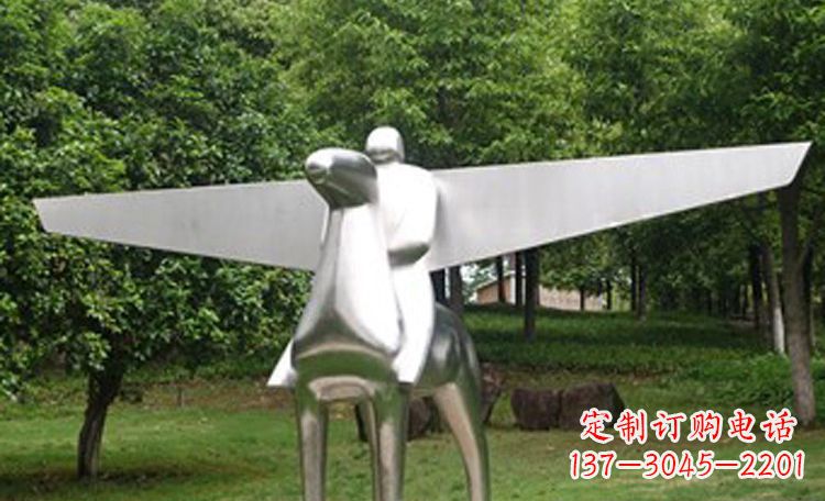 上海不锈钢马雕塑完美集结动感与现代美学