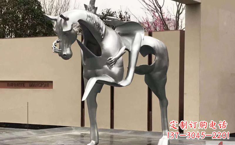 上海不锈钢骑马雕塑精美外形与经久耐用