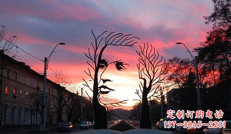 上海不锈钢人头雕塑点缀街边景观