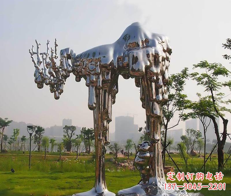 上海拱门雕塑以不锈钢点缀精美的艺术品