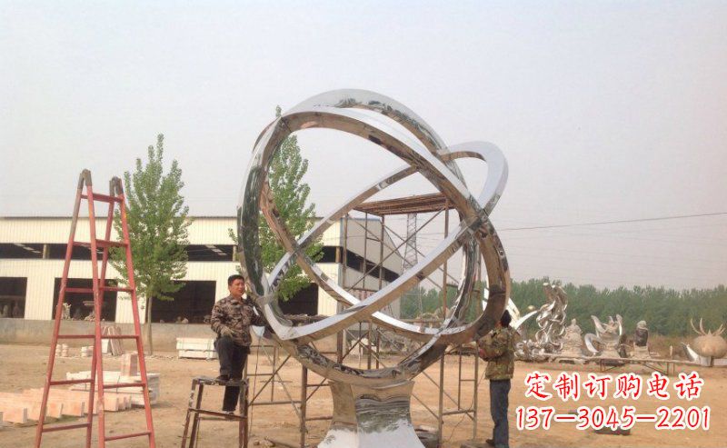 上海不锈钢抽象圆环雕塑。