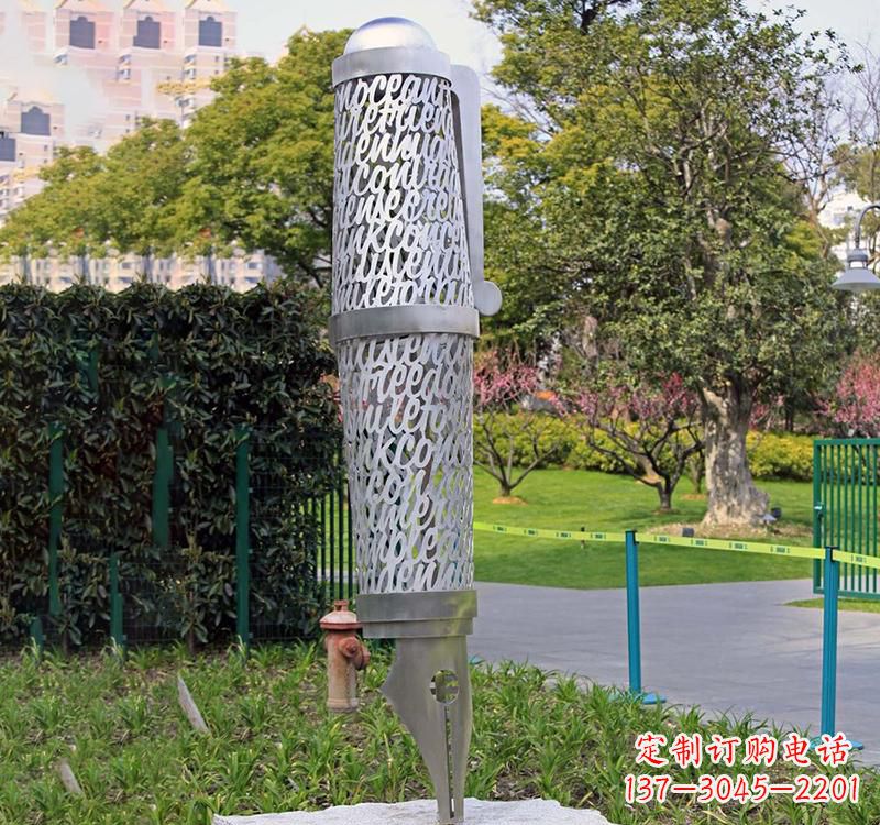上海精致不锈钢钢笔雕塑