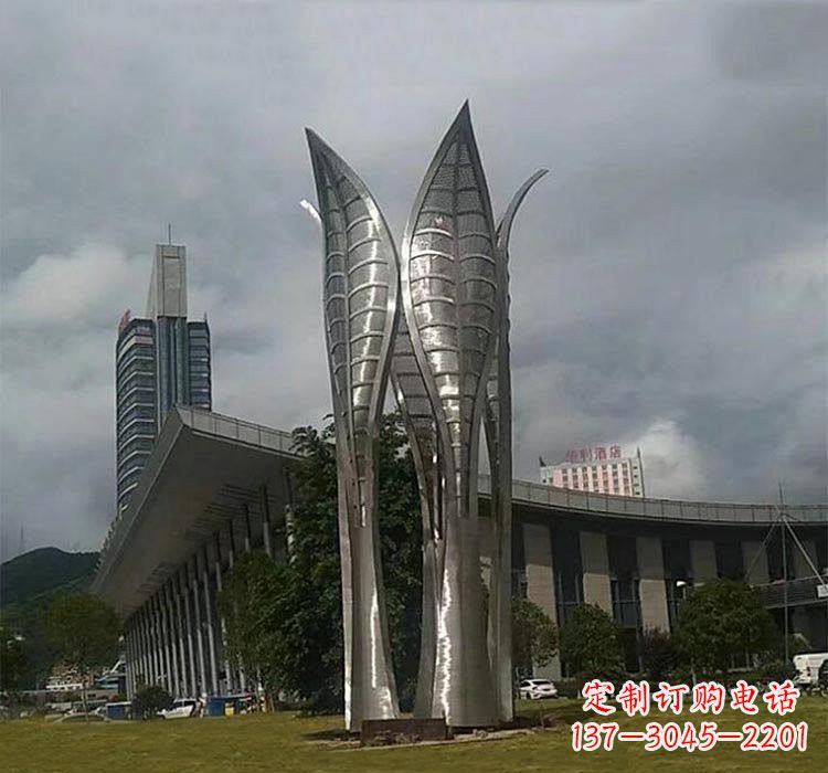 上海不锈钢公园大型树叶雕塑精美绝伦