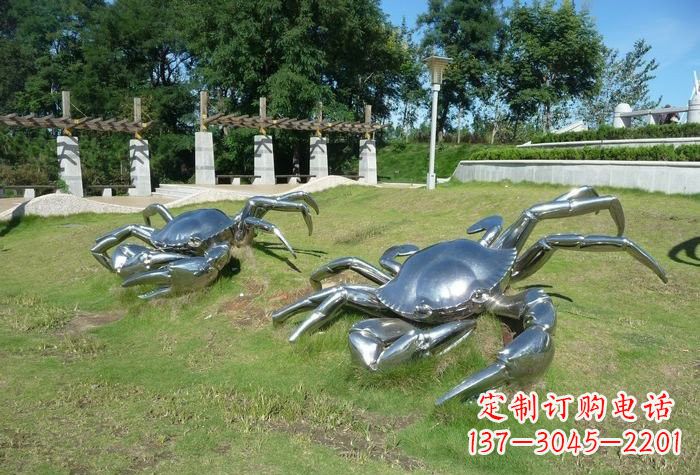 上海不锈钢螃蟹雕塑美丽的象征