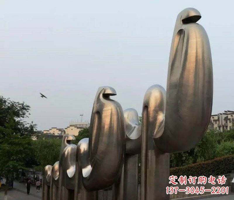上海不锈钢骆驼雕塑给城市增添新魅力
