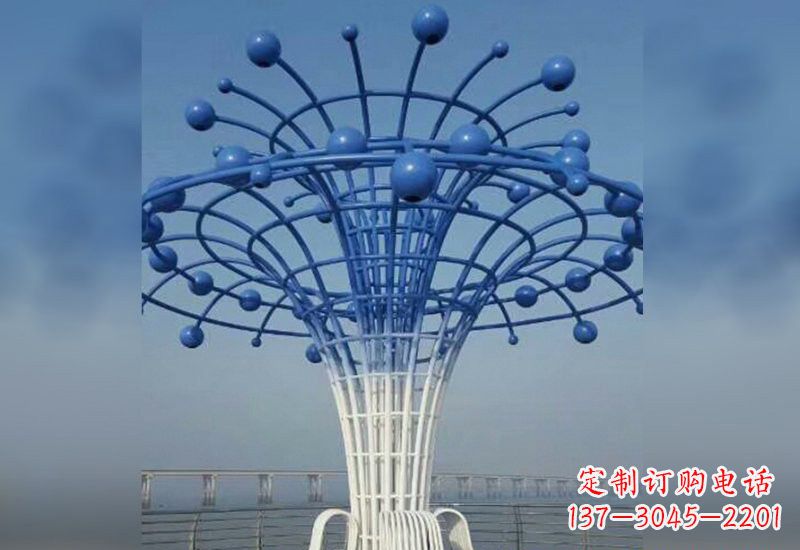 上海不锈钢广场上的喷泉雕塑
