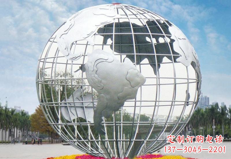 上海不锈钢地球雕塑象征着和平与友谊