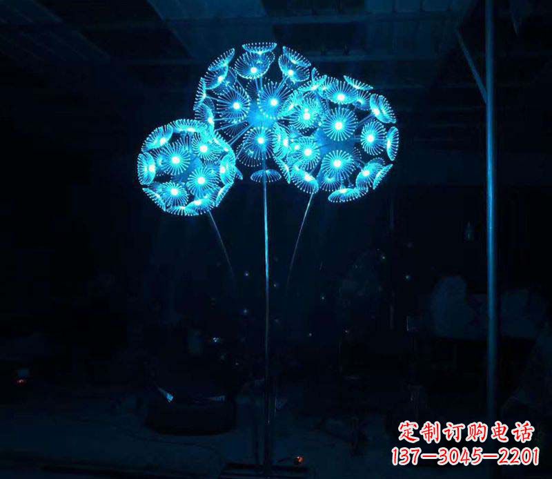 上海不锈钢蒲公英雕塑——象征着美丽的自由