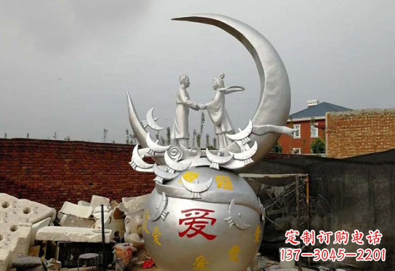 上海牛郎织女传说的不锈钢雕塑
