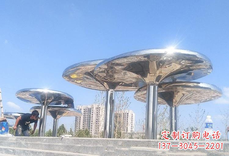 上海不锈钢广场凉亭雕塑——精美雕塑点缀美丽环境