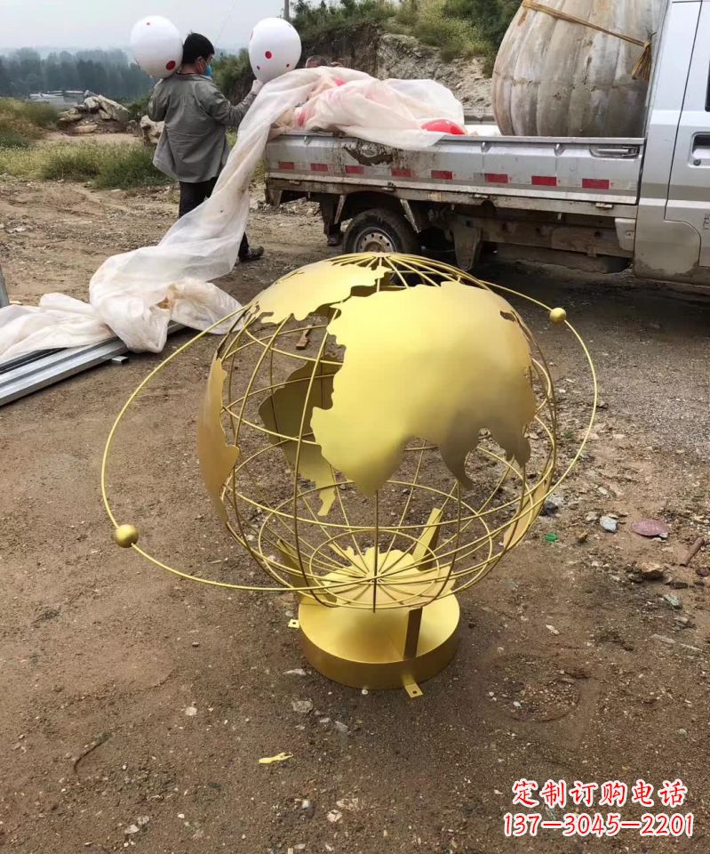 上海不锈钢金属校园地球仪雕塑把环保理念展现在校园