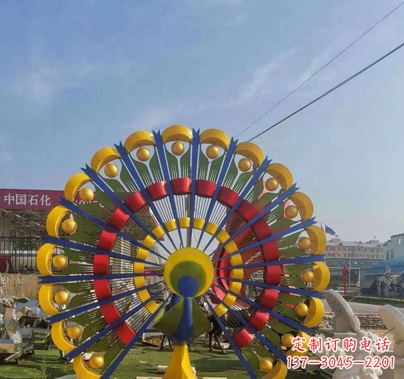 上海不锈钢孔雀雕塑艺术的精美表达