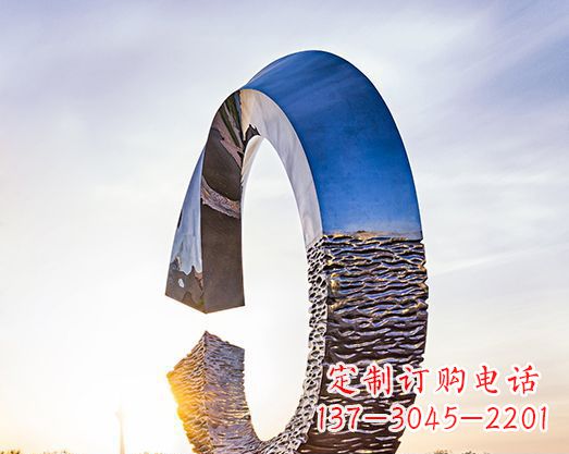 上海不锈钢景观圆环雕塑环绕自然之美