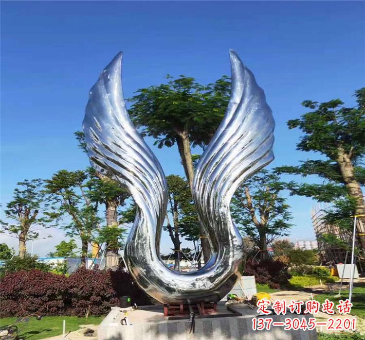 上海不锈钢镜面翅膀雕塑