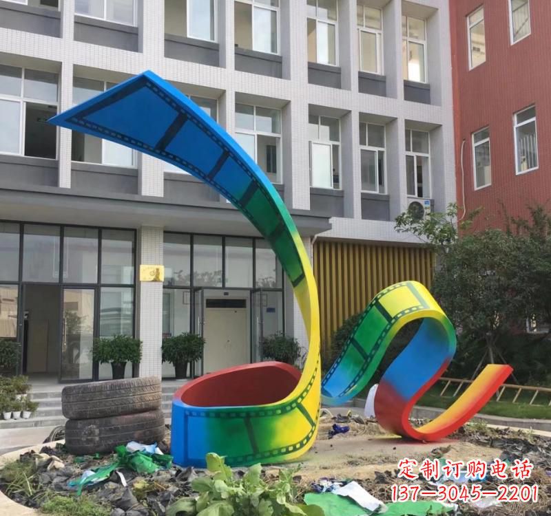 上海不锈钢烤漆艺术胶卷雕塑——缔造艺术精品