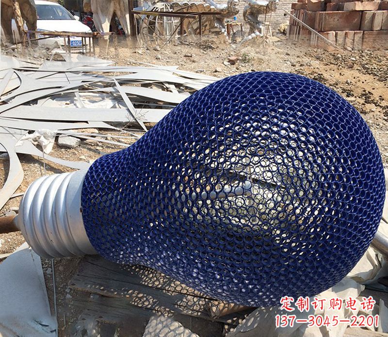 上海不锈钢镂空灯泡雕塑精美灯光装置