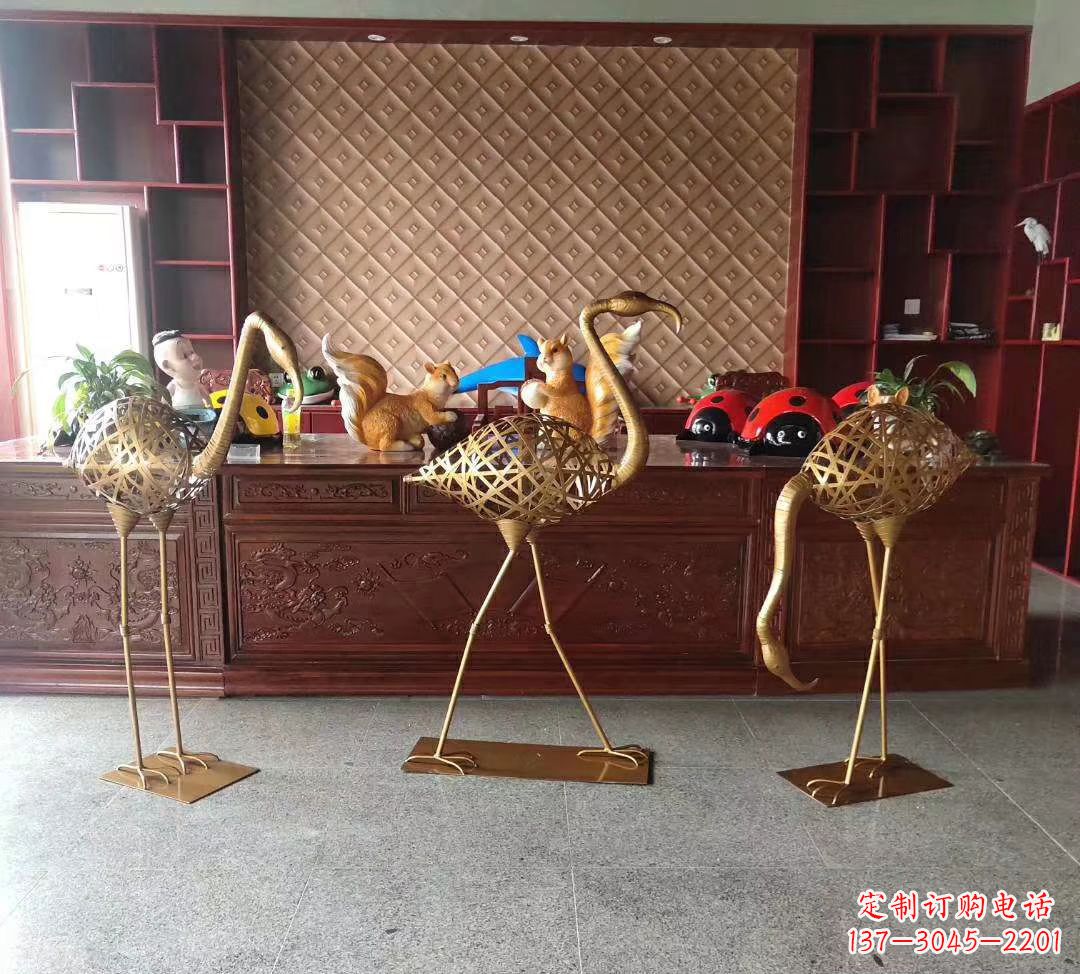 上海不锈钢火烈鸟雕塑——熠熠生辉