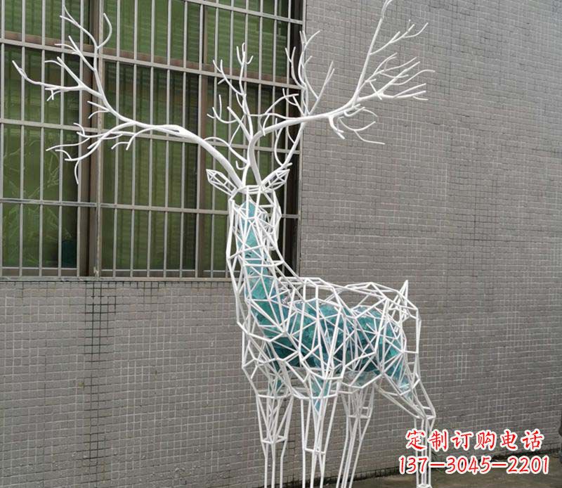 上海不锈钢镂空梅花鹿雕塑——流动的美丽