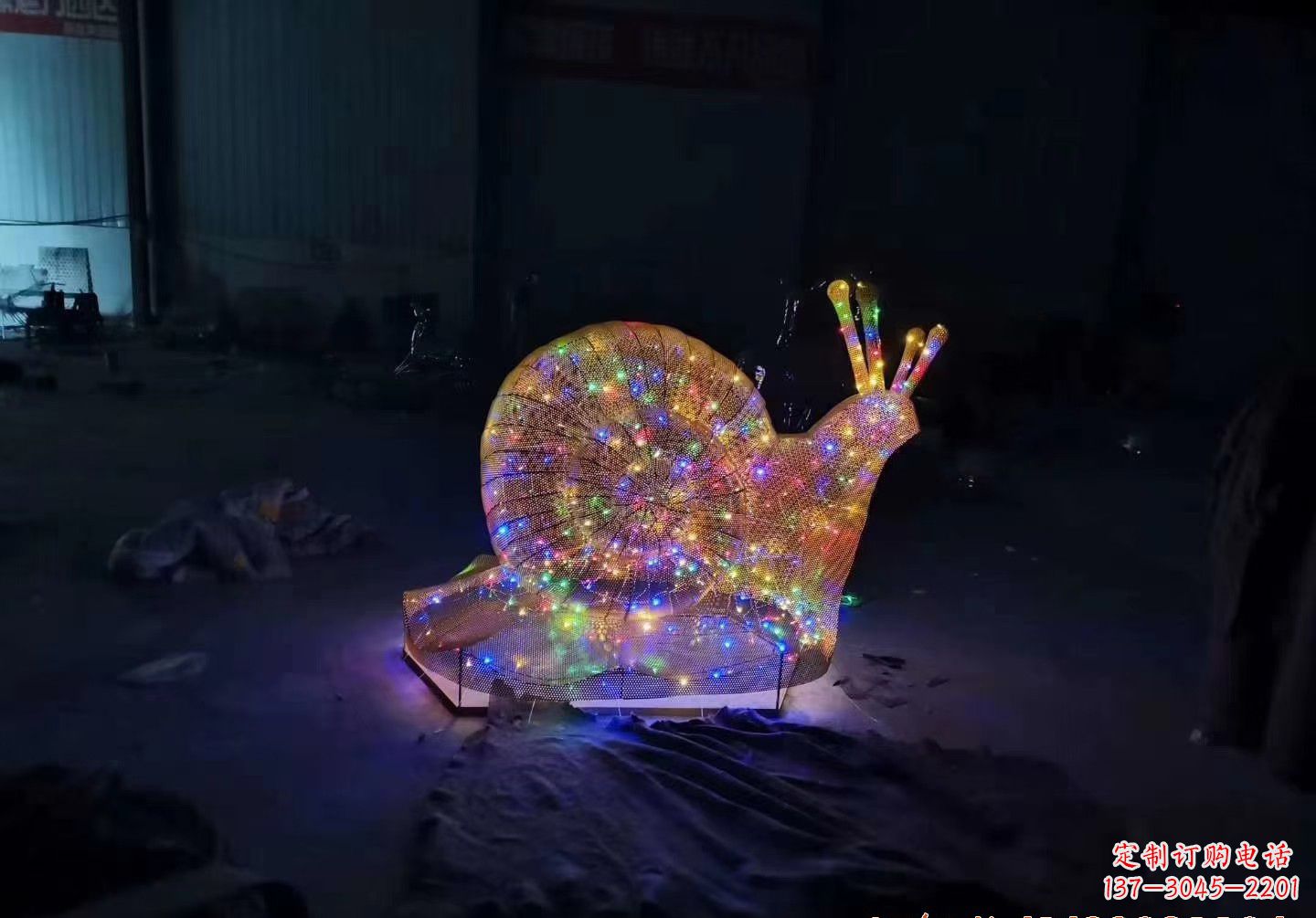 上海不锈钢镂空蜗牛雕塑精致美观的艺术品