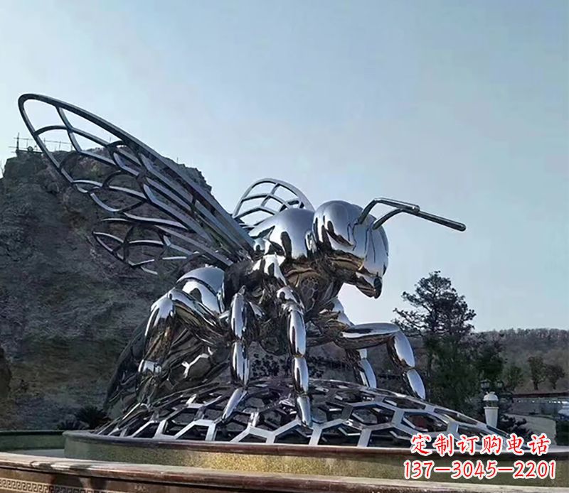上海不锈钢蜜蜂雕塑精美雕塑点缀环境