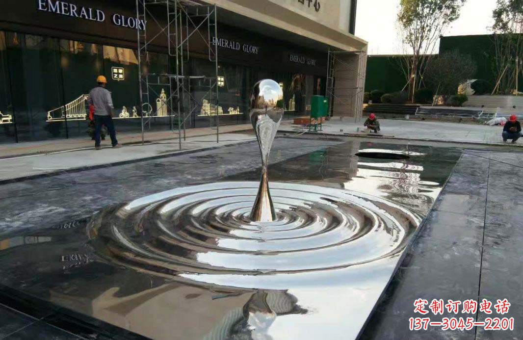 上海不锈钢水滴雕塑美丽的艺术表现