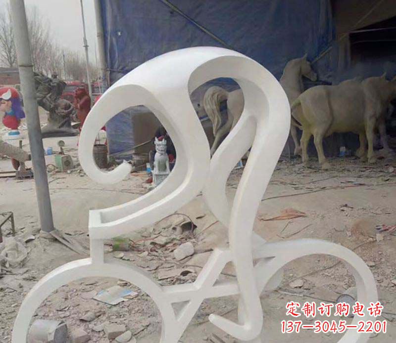 上海不锈钢自行车雕塑——景观的点缀