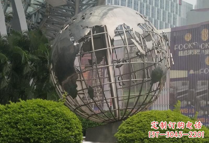 上海不锈钢地球仪雕塑一个精美的艺术品