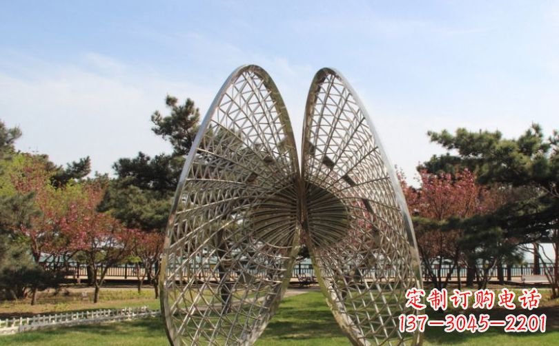 上海扇贝雕塑给公园带来清新之美