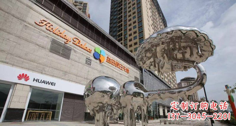 上海不锈钢门前的大象雕塑