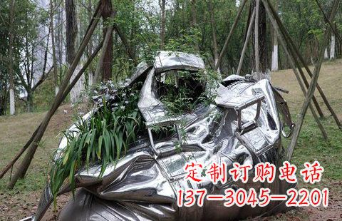 上海不锈钢手提包雕塑——精美的艺术形式