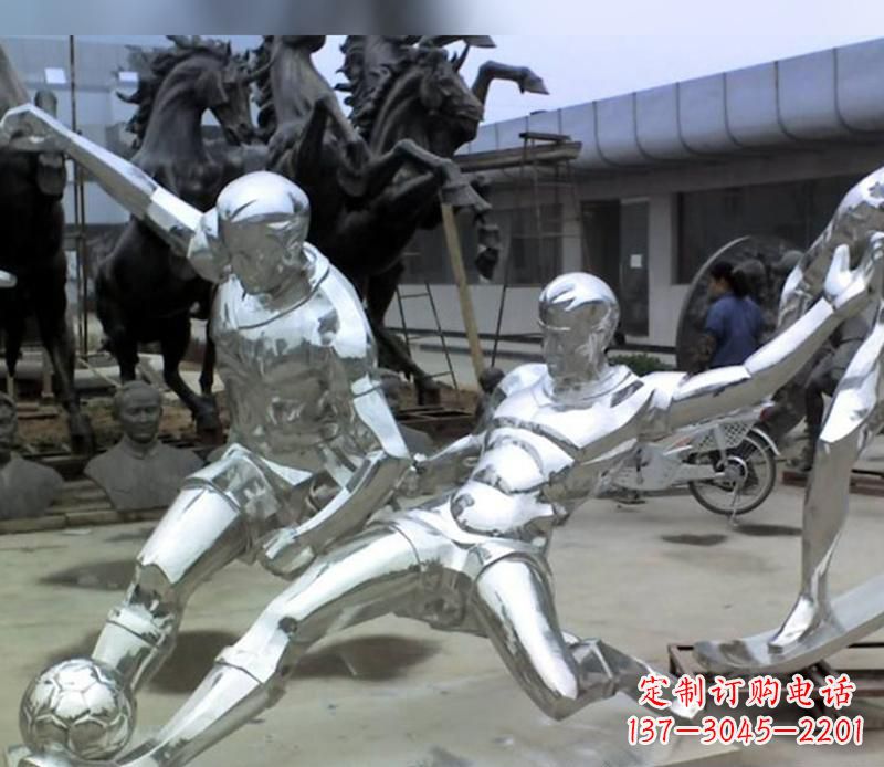上海足球运动雕塑