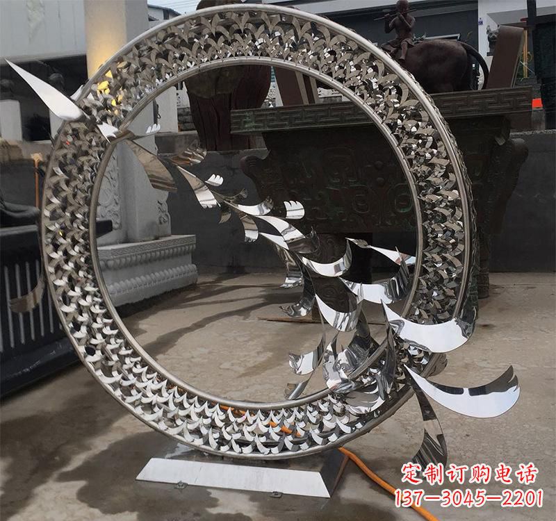 上海不锈钢现代圆环雕塑——铸就艺术精粹