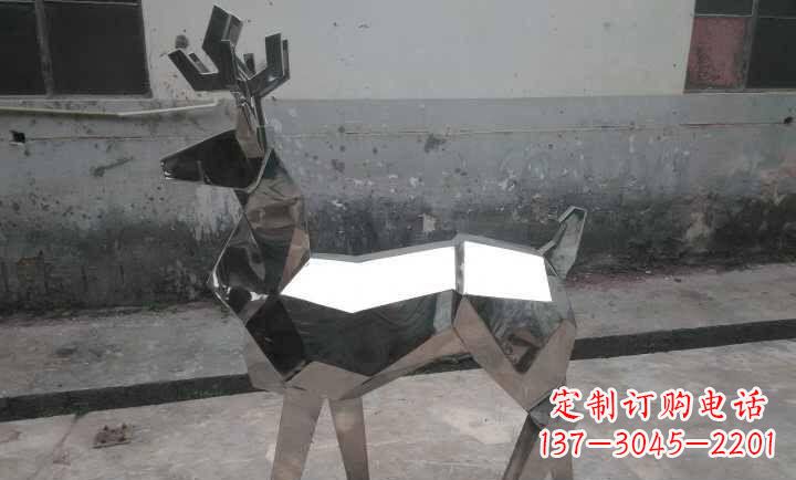 上海不锈钢小鹿石雕——雕塑中的优雅与高贵
