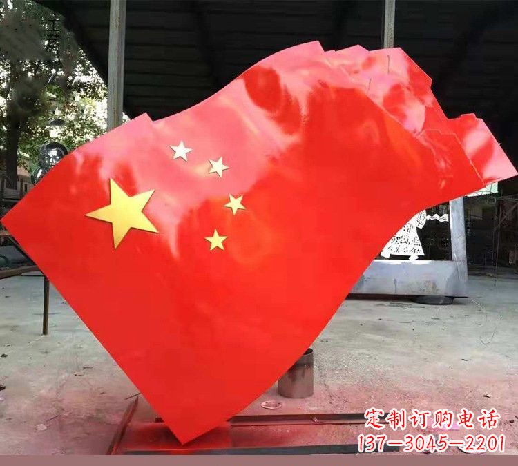 上海不锈钢校园五星红旗雕塑——传承红色基因,缅怀烈士