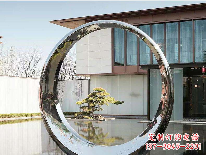 上海不锈钢月亮雕塑精美绝伦