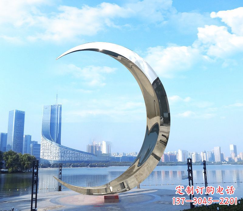上海不锈钢月亮雕塑象征着美丽的月亮