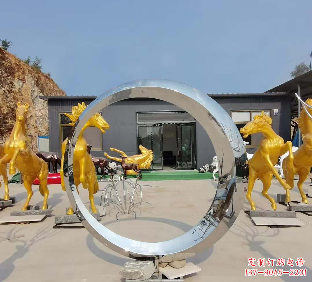 上海不锈钢圆环雕塑让景观更加精彩