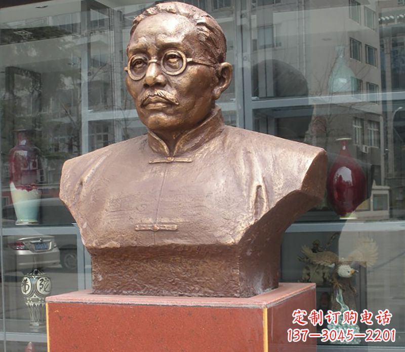 上海蔡元培雕塑传承睿智的象征