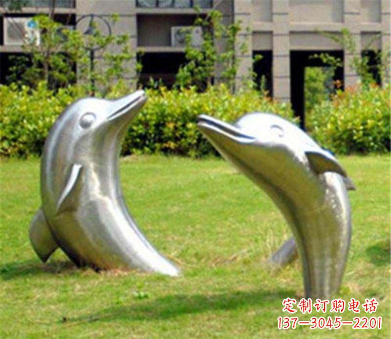 上海草坪镜面海豚不锈钢雕塑